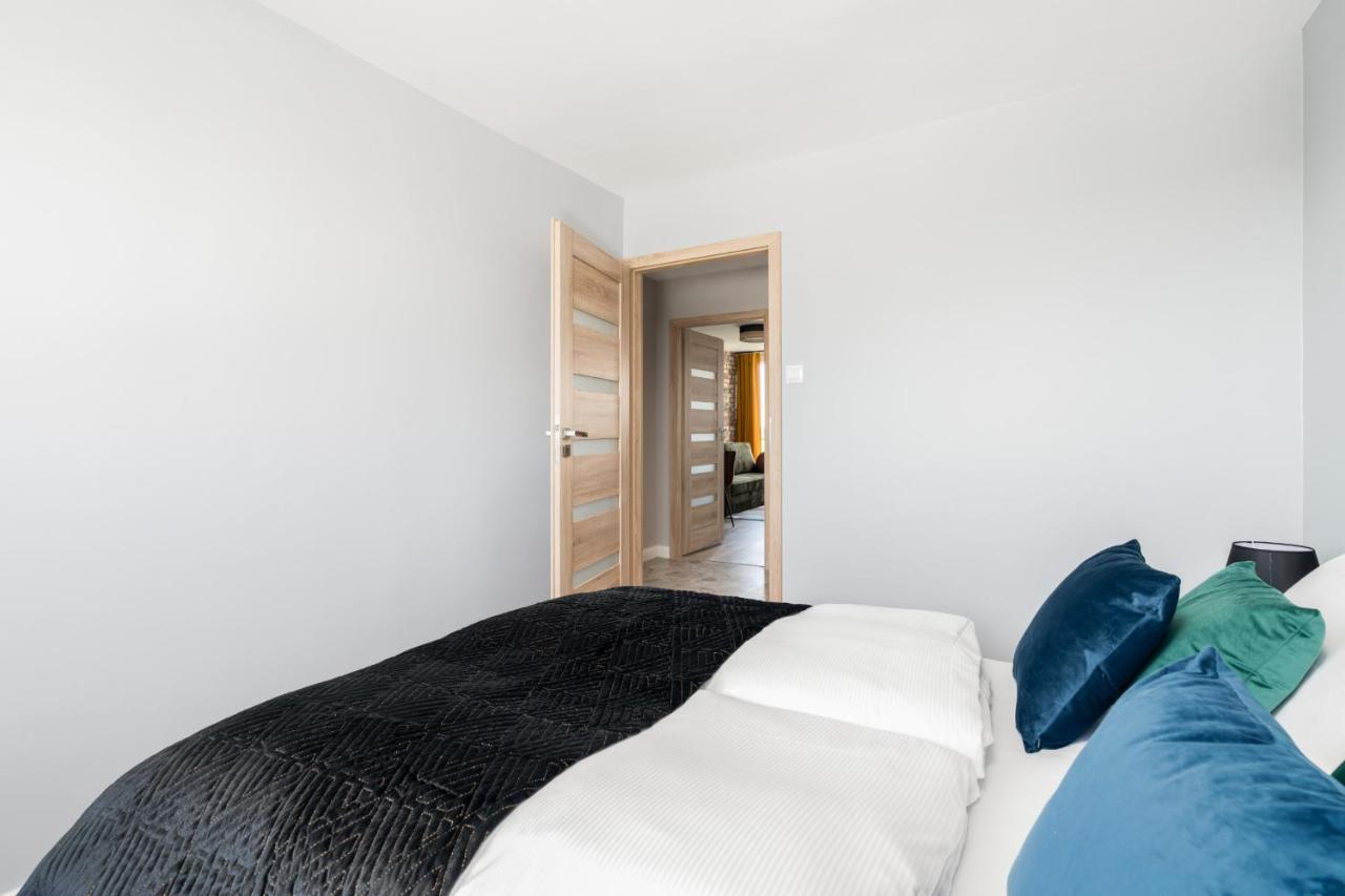 Stylish Apartment Near Wroclavia For 4 Guests By Noclegi Renters Wrocław Exterior foto